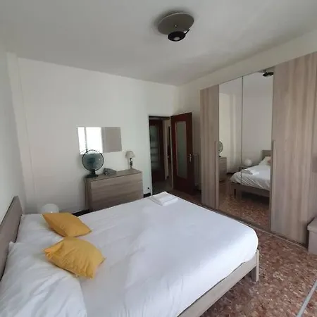 Casa Girasole Apartment *